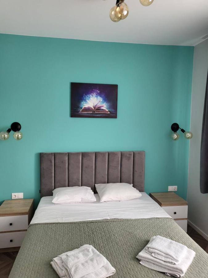 Daire New Luxury Next To Subway With Garage *